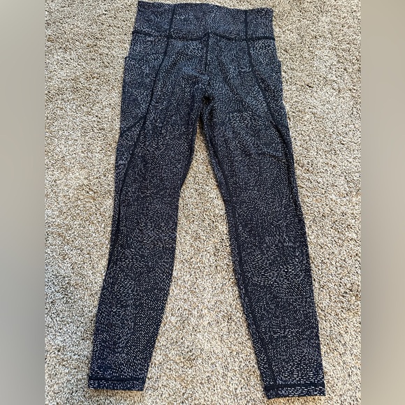 Athleta size medium, women’s leggings, black and white - Picture 1 of 5